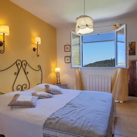 Merusellu Villa Sisco